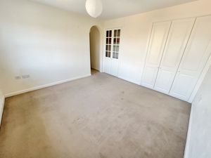 Bedroom- click for photo gallery